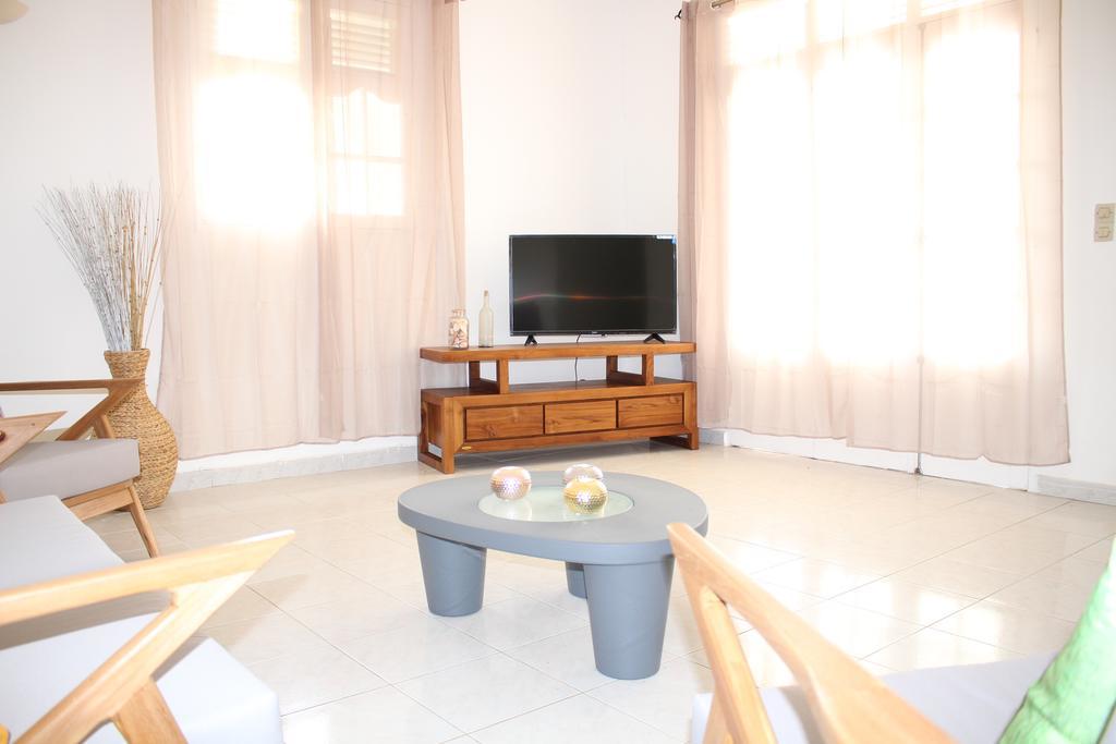 Kouleur Karayib Villa Le Gosier  Exterior photo